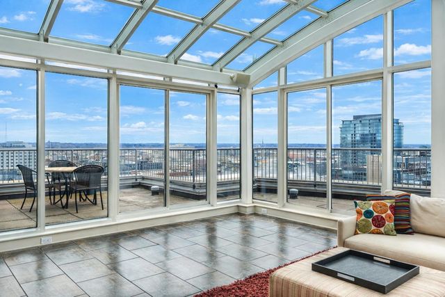 112 Campau Circle Nw, City Of Grand Rapids, MI 49503