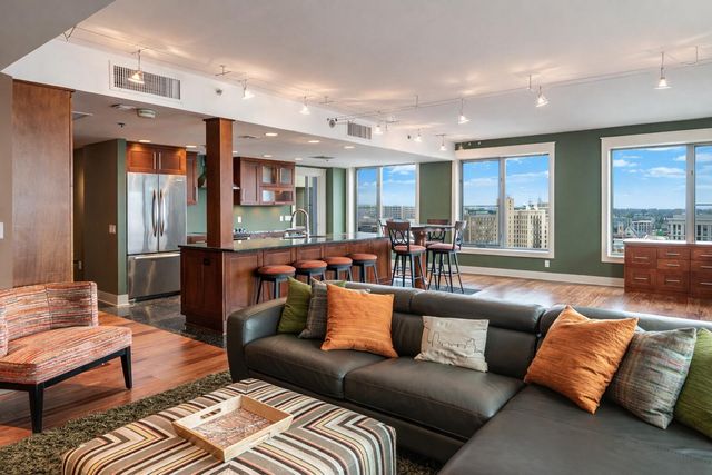 112 Campau Circle Nw, City Of Grand Rapids, MI 49503