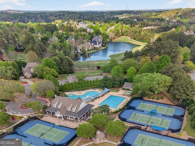 6130 Banbury Court, Suwanee, GA 30024