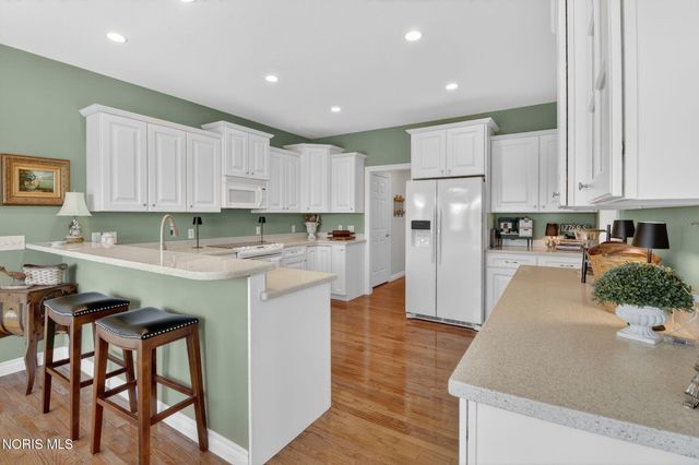 7665 Tournament Drive, Waterville, OH 43566