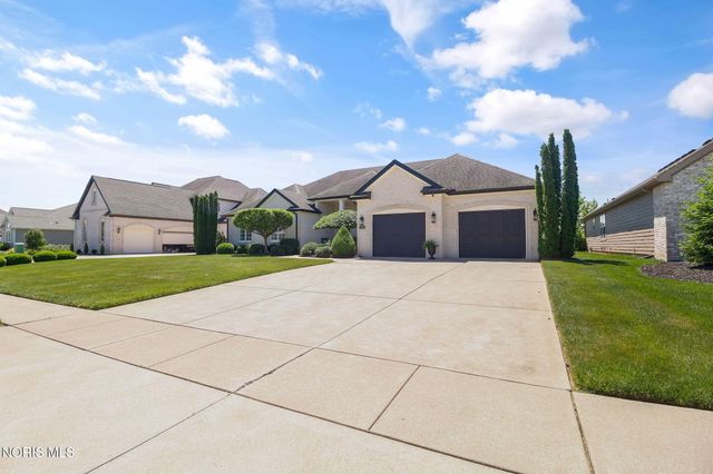 7665 Tournament Drive, Waterville, OH 43566