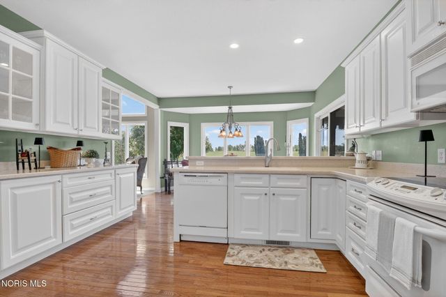 7665 Tournament Drive, Waterville, OH 43566