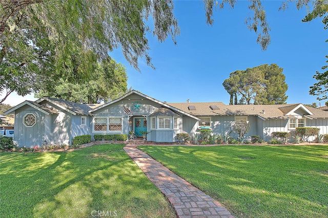 1429 Garretson, Corona, CA 92879