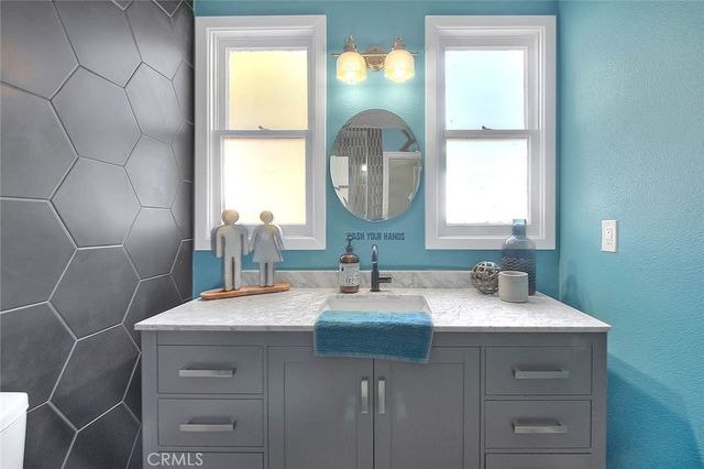 1429 Garretson, Corona, CA 92879