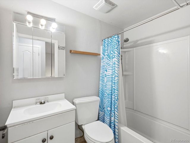 9449 Inca Court, Denver, CO 80260