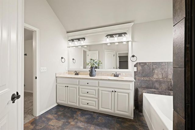 15932 Capri Lane, Edmond, OK 73013