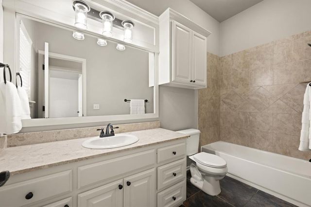 15932 Capri Lane, Edmond, OK 73013