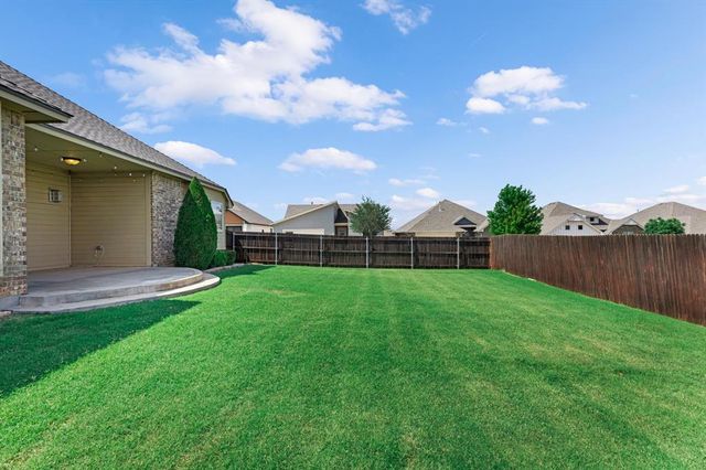 15932 Capri Lane, Edmond, OK 73013