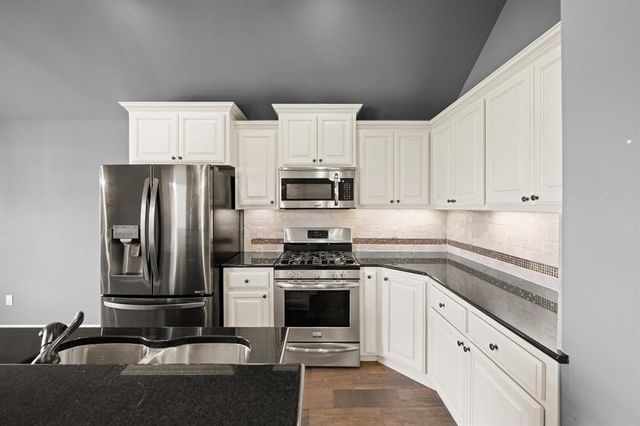 15932 Capri Lane, Edmond, OK 73013
