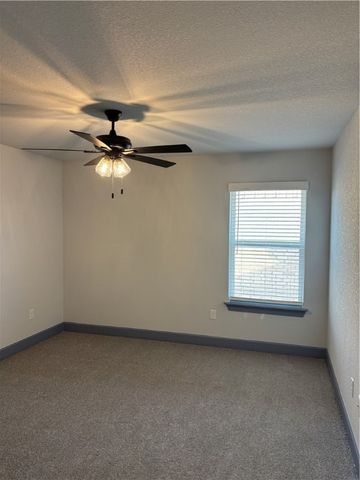 3202 SW Lovely Lane, Bentonville, AR 72713