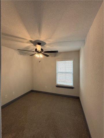 3202 SW Lovely Lane, Bentonville, AR 72713