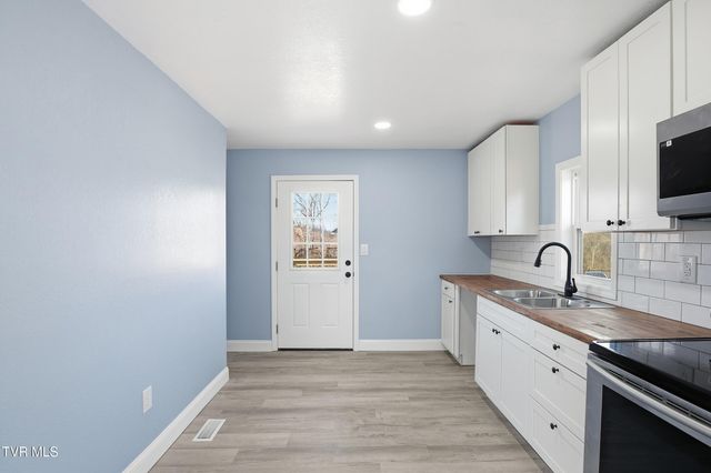 1040 Tipton Avenue, Church Hill, TN 37642