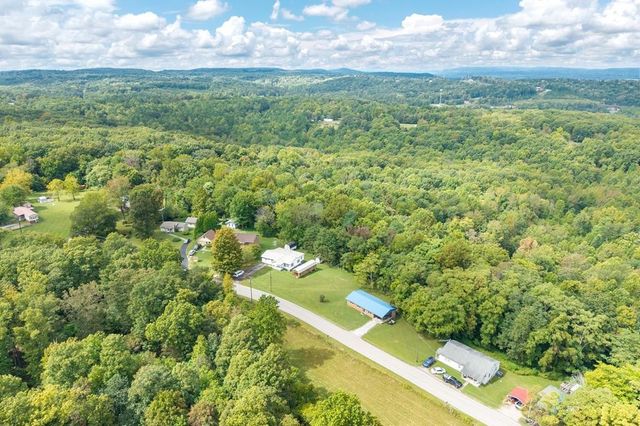 671 Lemont and Yates Mountain Rd, Spencer, TN 38585