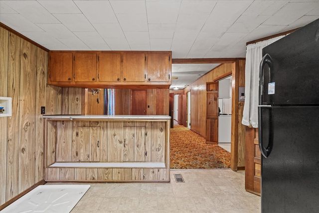 671 Lemont and Yates Mountain Rd, Spencer, TN 38585