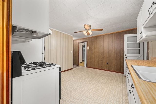 671 Lemont and Yates Mountain Rd, Spencer, TN 38585