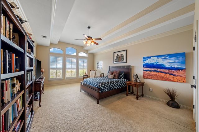 2024 Crown View Dr, Kerrville, TX 78028