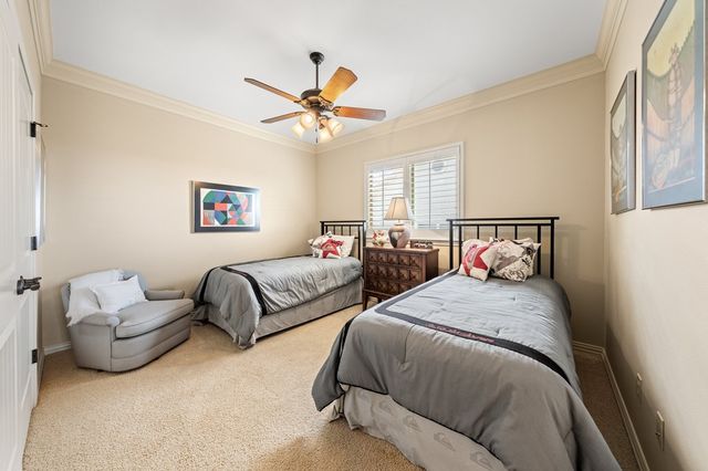 2024 Crown View Dr, Kerrville, TX 78028