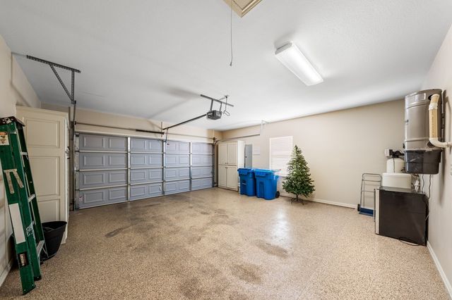 2024 Crown View Dr, Kerrville, TX 78028