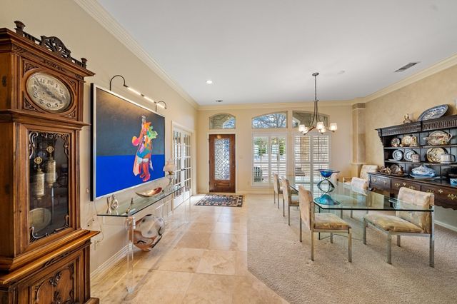 2024 Crown View Dr, Kerrville, TX 78028