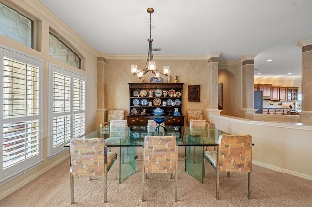 2024 Crown View Dr, Kerrville, TX 78028