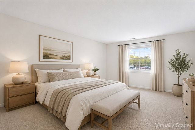 508 Oak St 7, Brockton, MA 02301