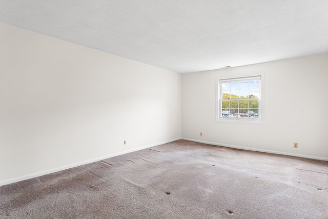 508 Oak St 7, Brockton, MA 02301