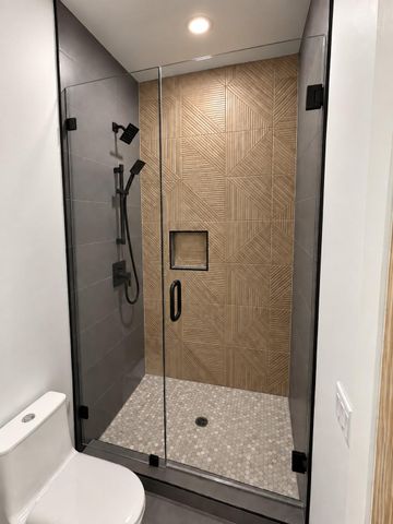 1105 York Street B, Houston, TX 77003