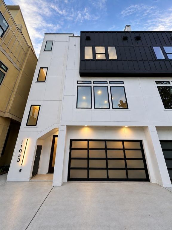 1105 York Street B, Houston, TX 77003