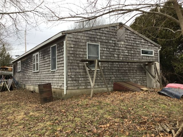 41 Enfield Avenue, North Kingstown, RI 02852