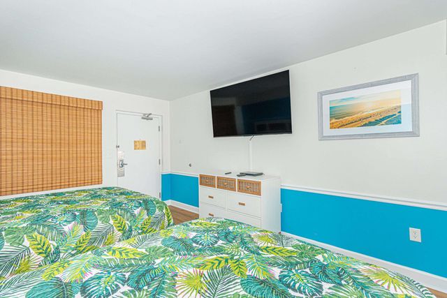 2000 N Ocean Blvd. PH12, Myrtle Beach, SC 29577