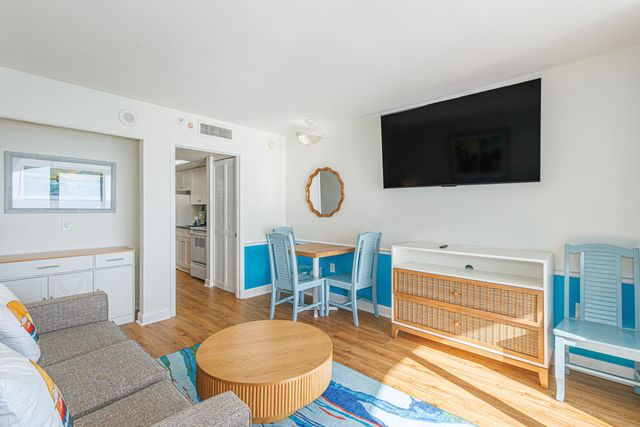 2000 N Ocean Blvd. PH12, Myrtle Beach, SC 29577