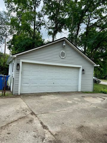 5169 Glenis Street, Dearborn Heights, MI 48125