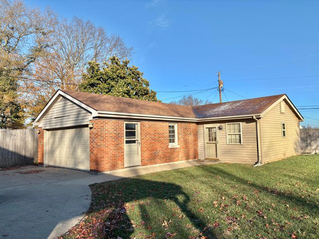 3030 Lynnwood Drive, Paris, KY 40361