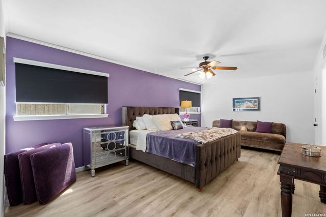 8123 N New Braunfels Ave Apt D, San Antonio, TX 78209