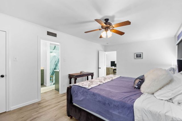 8123 N New Braunfels Ave Apt D, San Antonio, TX 78209