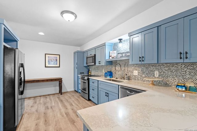 8123 N New Braunfels Ave Apt D, San Antonio, TX 78209