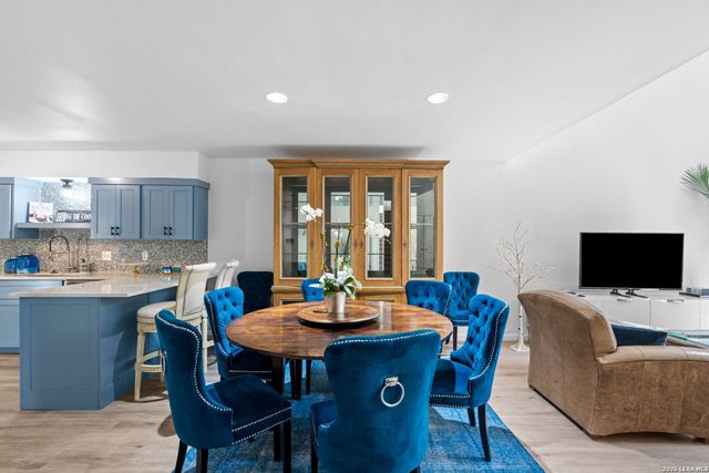 8123 N New Braunfels Ave Apt D, San Antonio, TX 78209