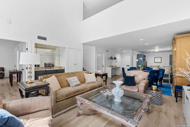 8123 N New Braunfels Ave Apt D, San Antonio, TX 78209