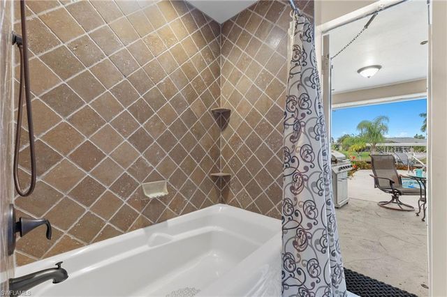 1327 SE 17th ST, Cape Coral, FL 33990