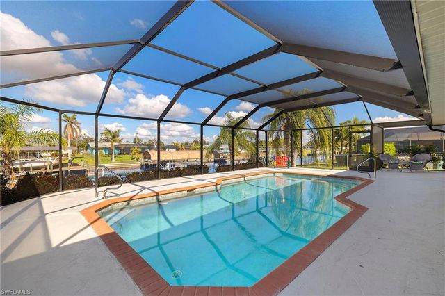 1327 SE 17th ST, Cape Coral, FL 33990