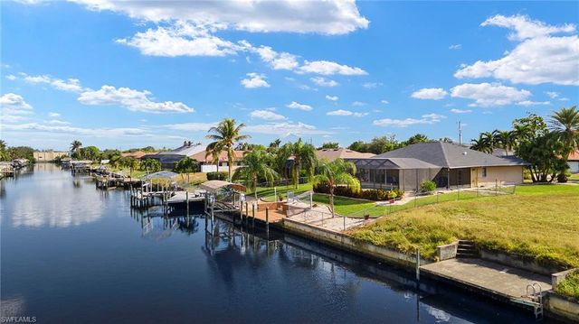 1327 SE 17th ST, Cape Coral, FL 33990