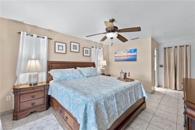 1327 SE 17th ST, Cape Coral, FL 33990