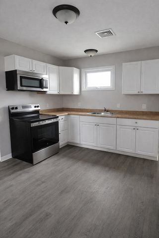 357 Howard 3, Lawrence, MA 01841
