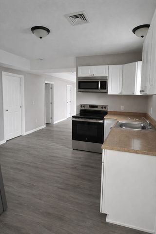 357 Howard 3, Lawrence, MA 01841