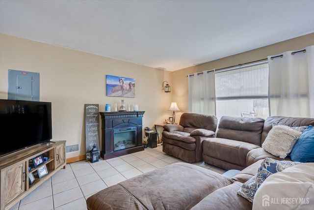 44 McKinley Avenue, Colonia, NJ 07067