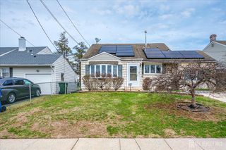 44 McKinley Avenue, Colonia, NJ 07067