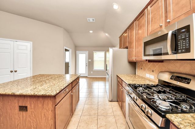 10120 Hidden Creek Falls Lane, Brookshire, TX 77423