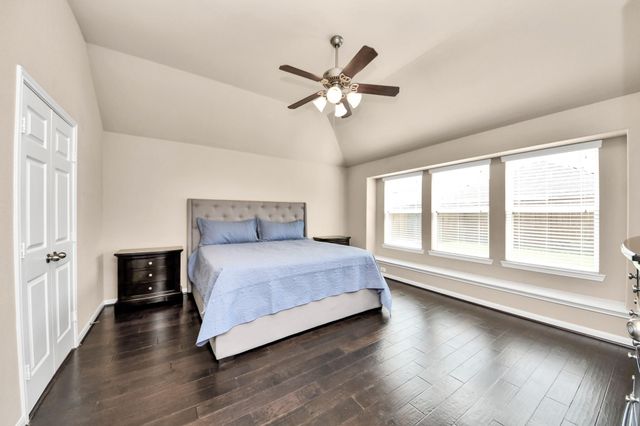 10120 Hidden Creek Falls Lane, Brookshire, TX 77423