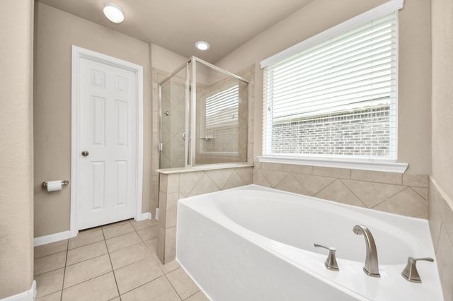 10120 Hidden Creek Falls Lane, Brookshire, TX 77423