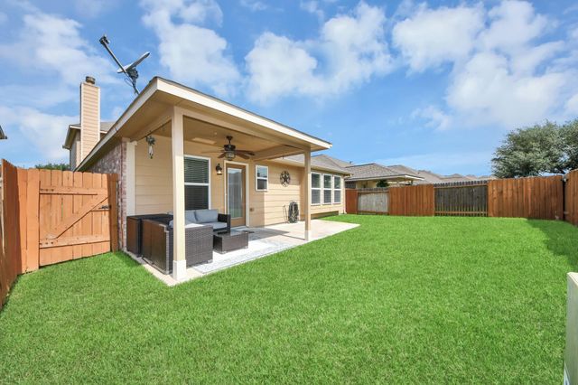 10120 Hidden Creek Falls Lane, Brookshire, TX 77423